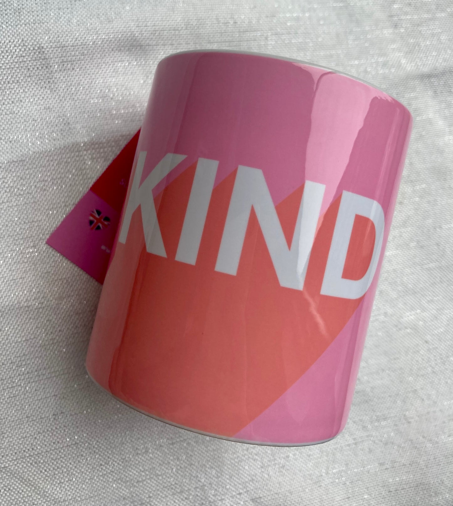 ARTWOW BE KIND MUG