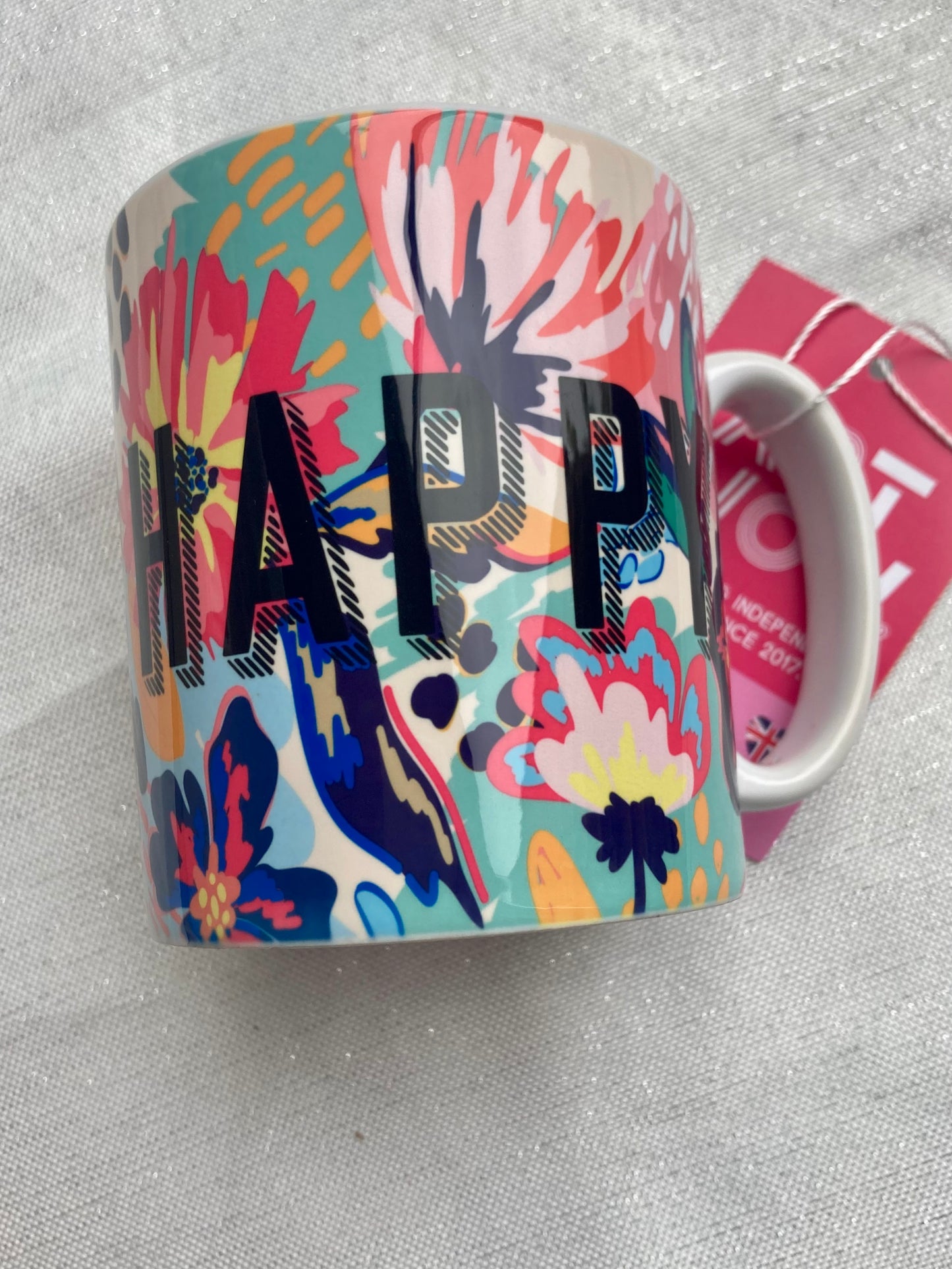 ARTWOW HAPPY MUG